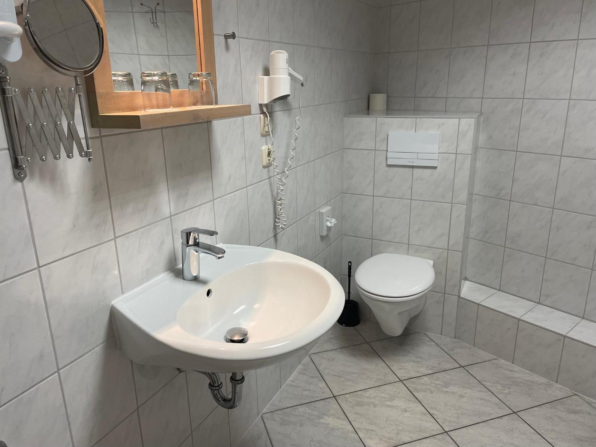 Hotel Rabenstein Raben Steinfeld Экстерьер фото