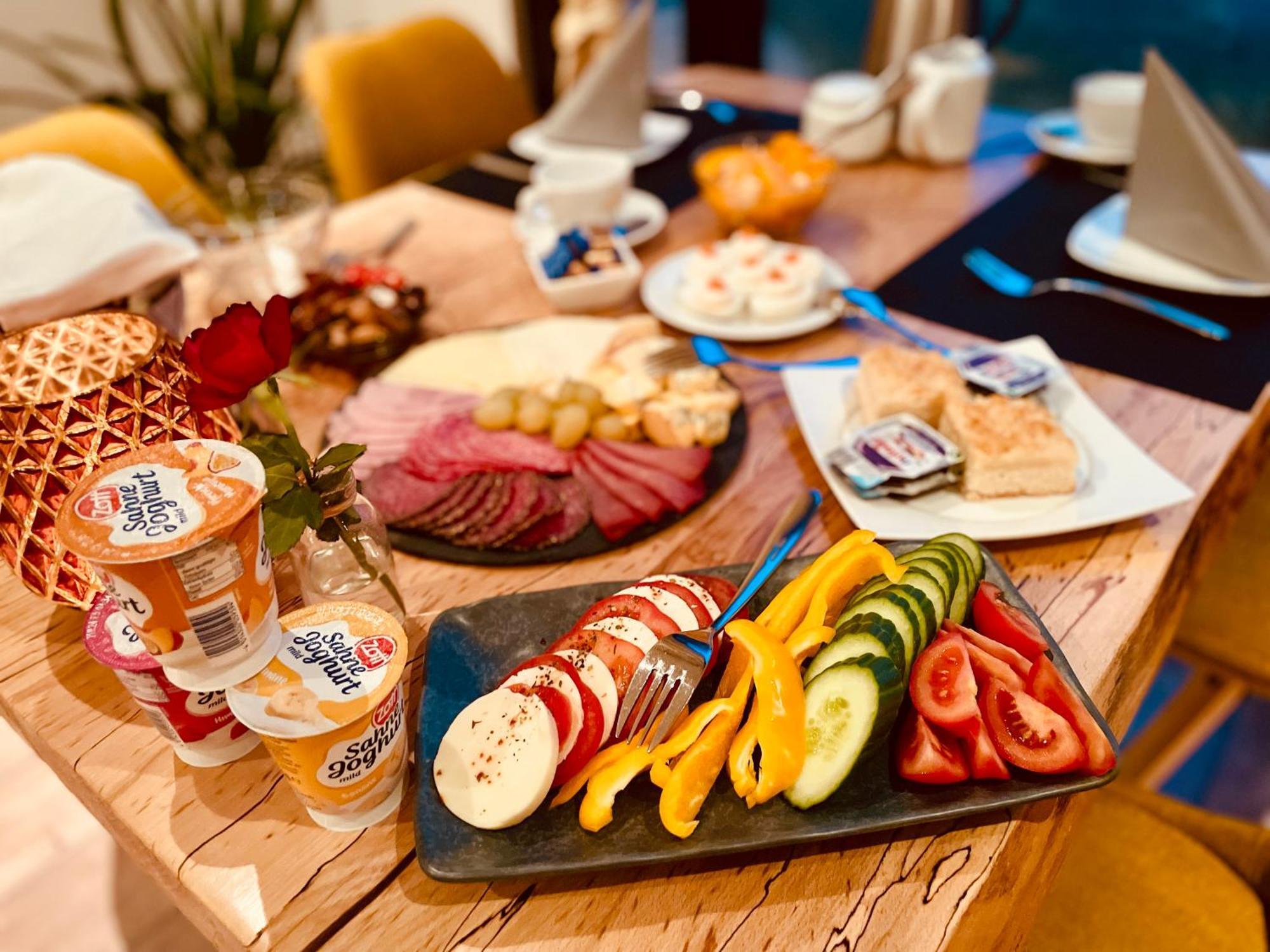 Hotel Rabenstein Raben Steinfeld Экстерьер фото